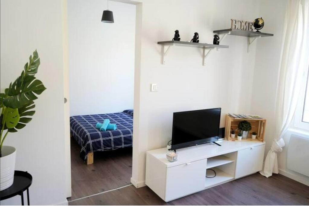 Rm-2 - F2 Au 2eme Etage Pour 1-3 Pers *